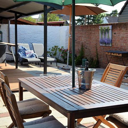 Lovely Holiday Home In Noordwijkerhout Near Lake Экстерьер фото