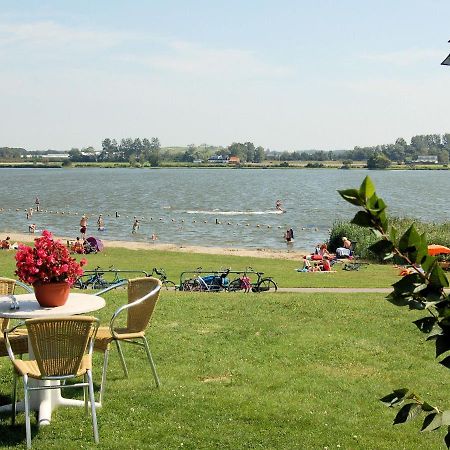 Lovely Holiday Home In Noordwijkerhout Near Lake Экстерьер фото