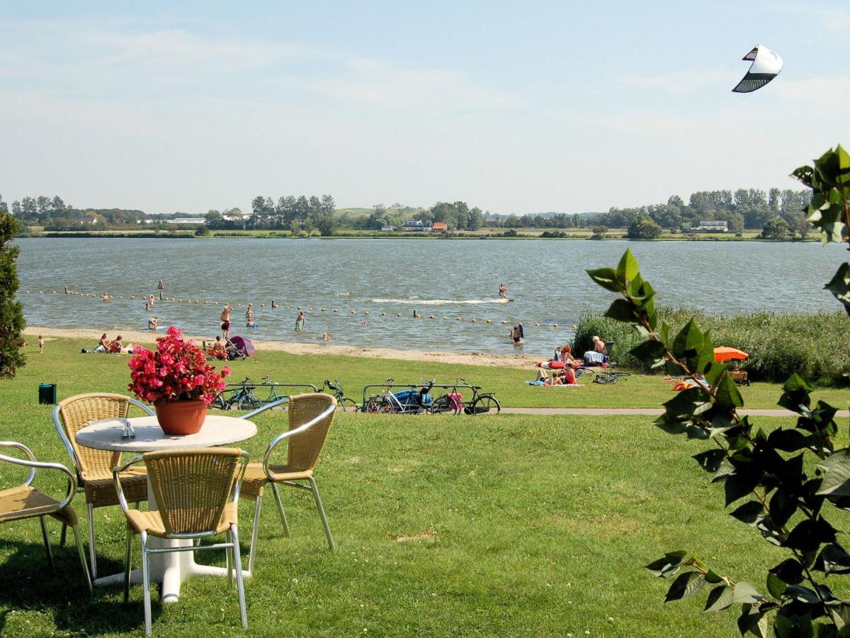 Lovely Holiday Home In Noordwijkerhout Near Lake Экстерьер фото